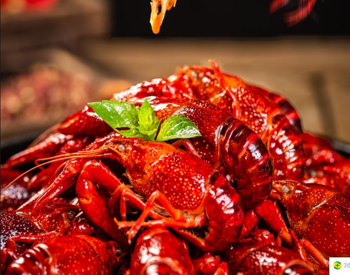 身价五百亿”潜江小龙虾冬季未涨价，却或比夏季“更鲜肥”，供应方：养殖技术升级